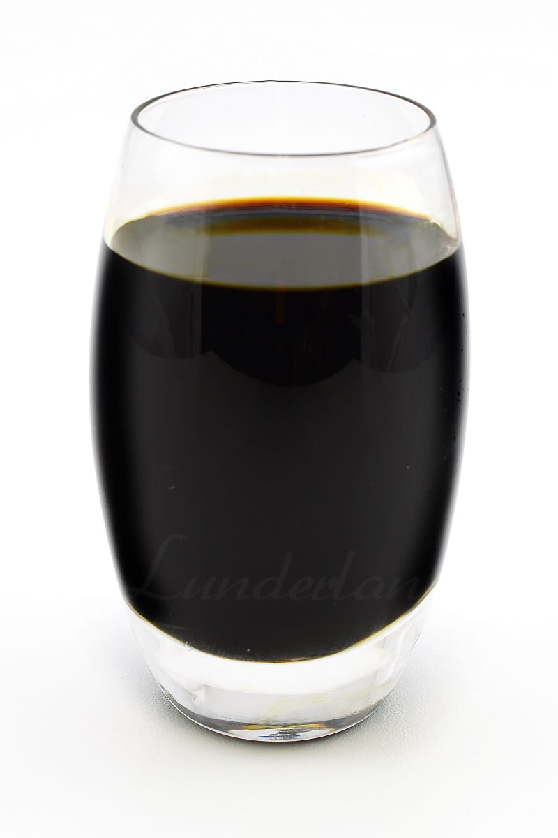 Lunderland propolis tinktura 40% 50 ml - zbliżenie Lunderland propolis tinktura 40% 50 ml - zbliżenie